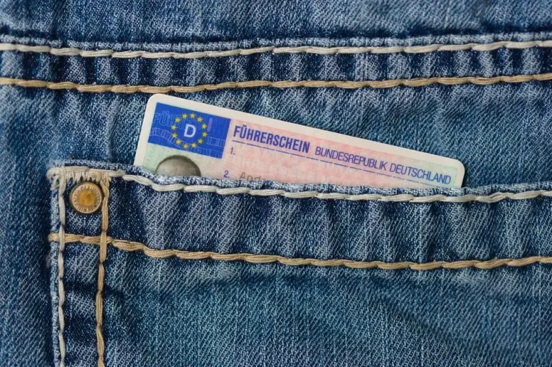 Otwórz drzwi do nowej przygody: Zdobądź prawo jazdy z łatwością!